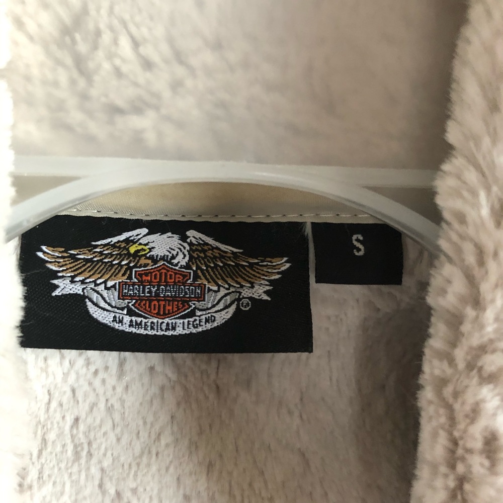 Jacket - Picture 3 of 4